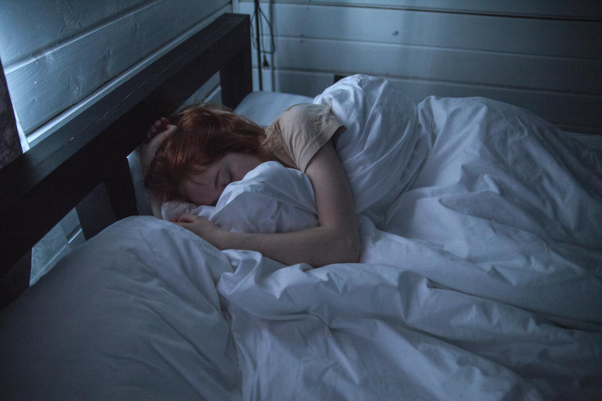 10 Proven Ways to Improve Your Sleep (Backed by Science) - HEVO