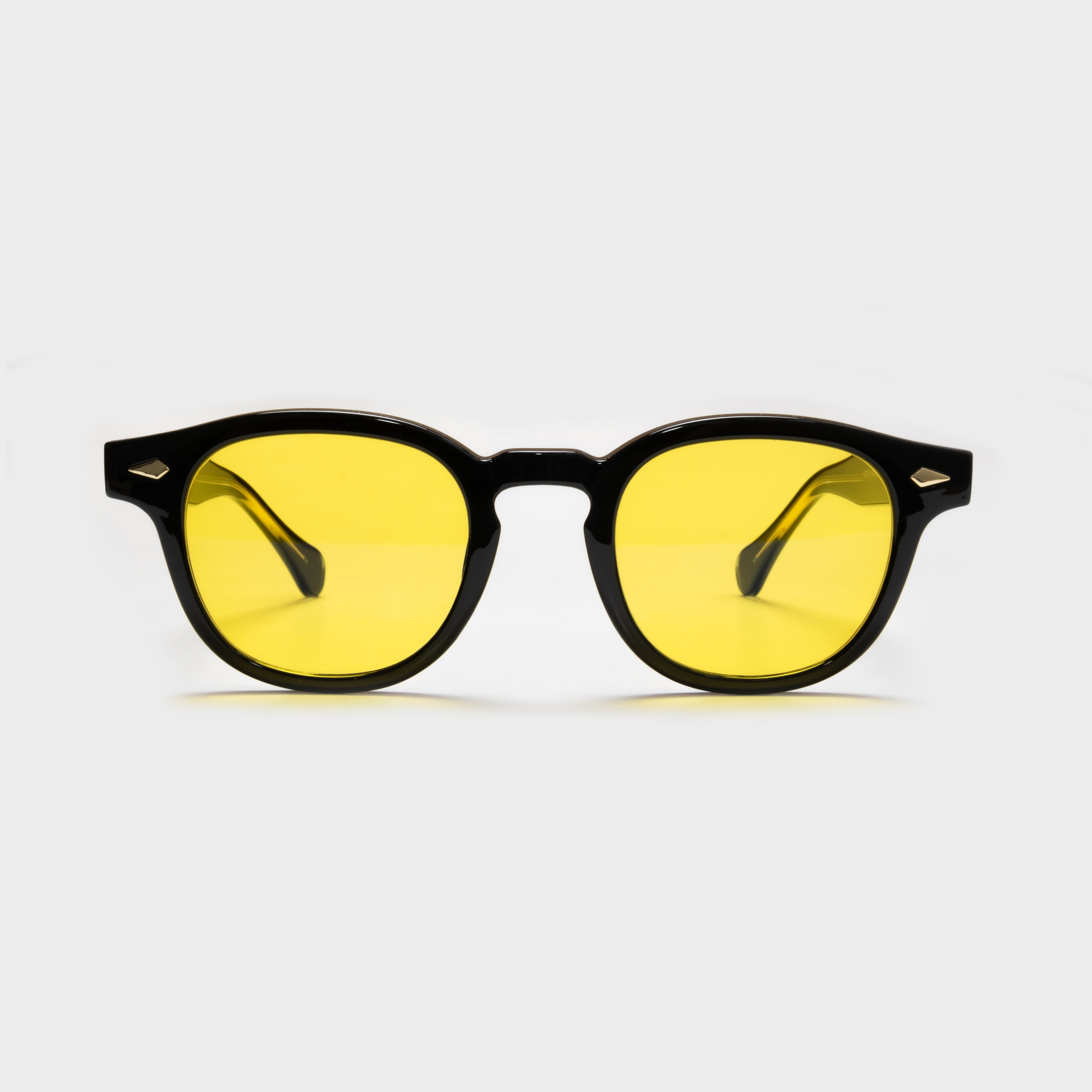 Deimos Black Relief Lens