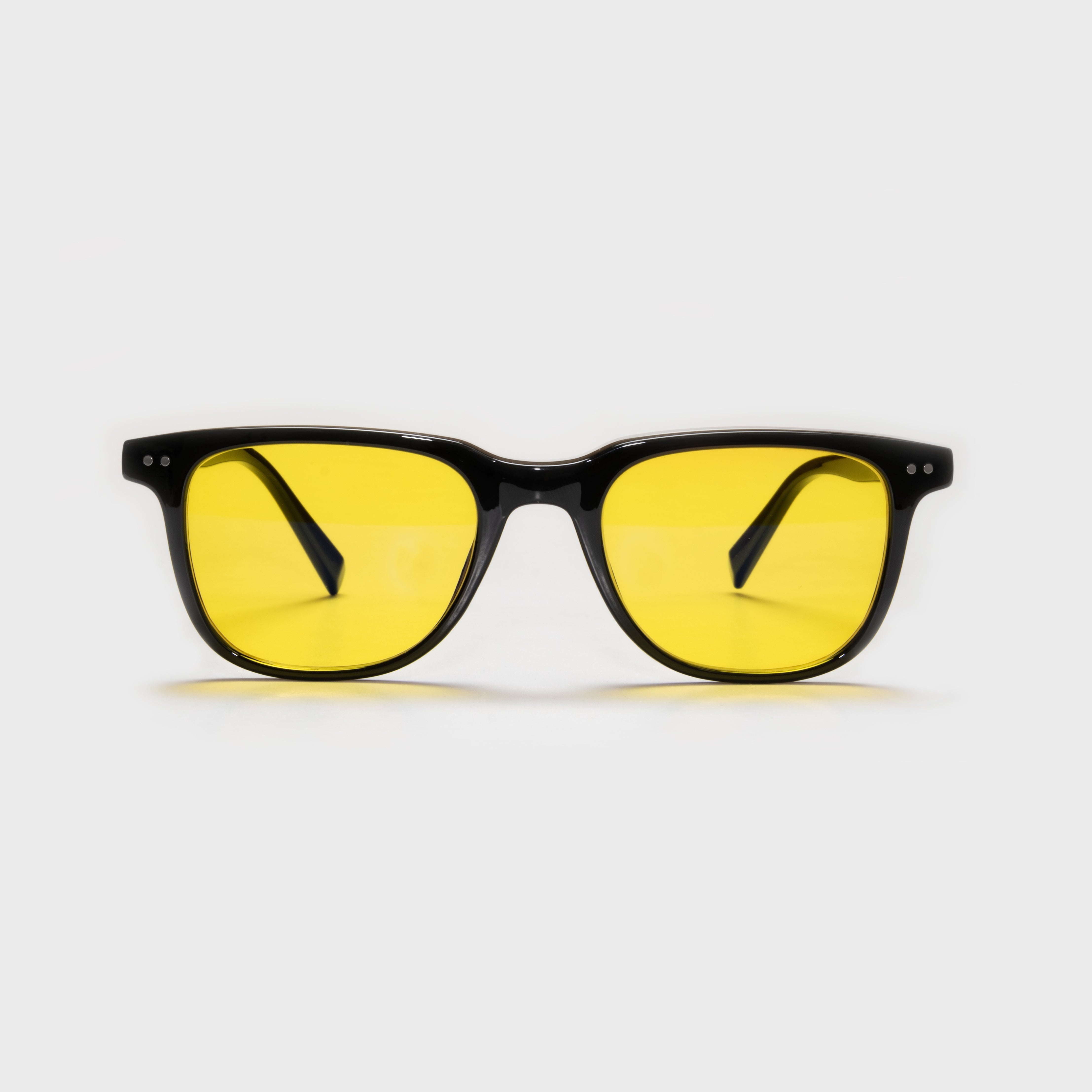 Vesta Black Relief Lens